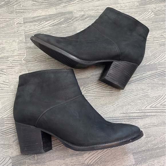 Blondo Suede Leather Waterproof Boots - Picture 3 of 9